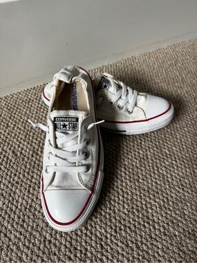 Converse Women’s White Low Top slip-on Sneakers with Red Trim & stretchy heel